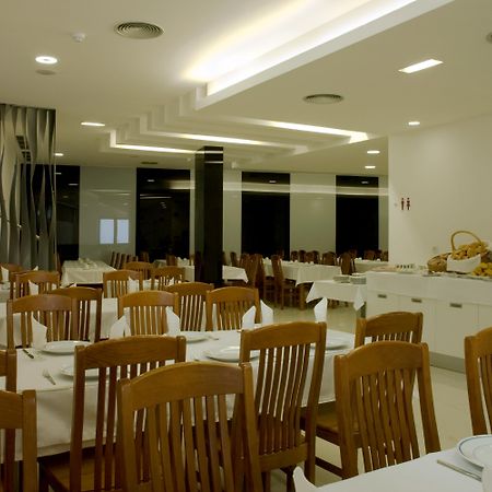 Hotel Genesis فاطمة المطعم الصورة
